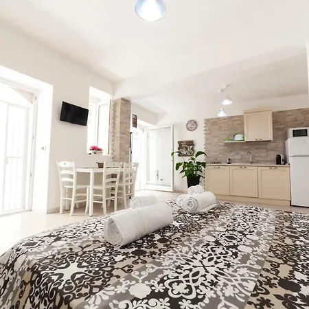 Ortigia Terrace Sea View *